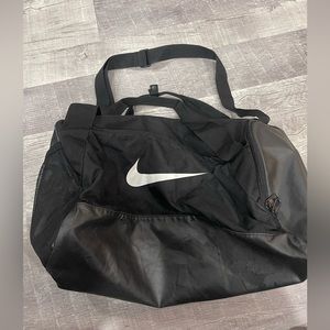 Nike Medium size Duffle Bag/Gym Bag